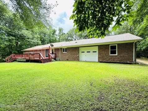 108 Deerfield Road Jacksonville NC 28540