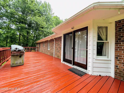 108 Deerfield Road Jacksonville NC 28540
