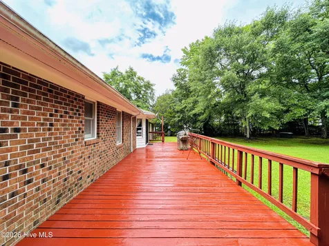 108 Deerfield Road Jacksonville NC 28540