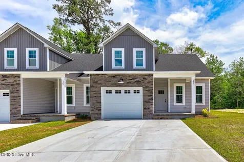 548 Timbercrest Circle SE Bolivia NC 28422