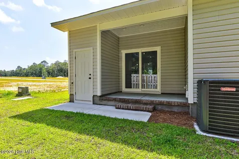 548 Timbercrest Circle SE Bolivia NC 28422