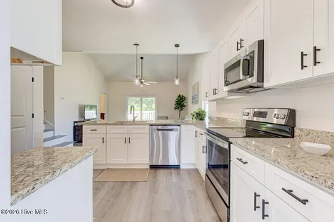 548 Timbercrest Circle SE Bolivia NC 28422