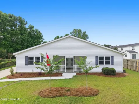 94 Evergreen Drive Hubert NC 28539