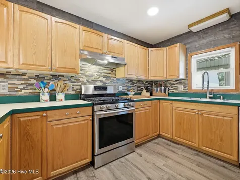 94 Evergreen Drive Hubert NC 28539