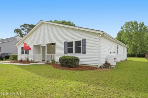 94 Evergreen Drive Hubert NC 28539