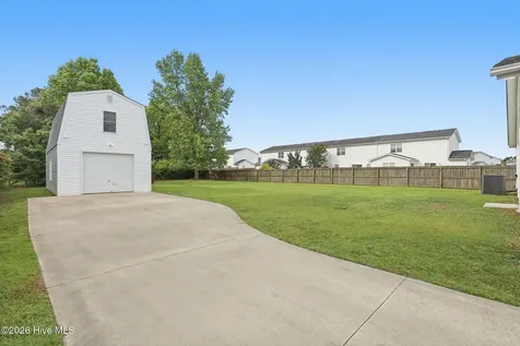 94 Evergreen Drive Hubert NC 28539