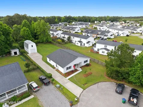 94 Evergreen Drive Hubert NC 28539