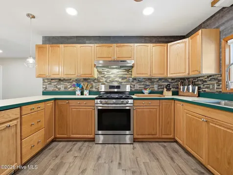 94 Evergreen Drive Hubert NC 28539