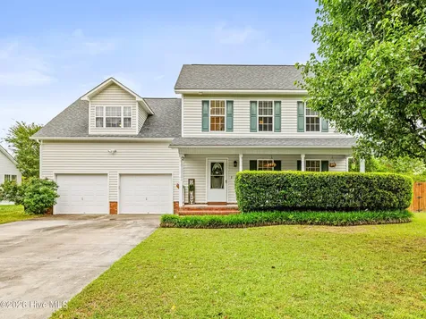 221 Yearling Loop Jacksonville NC 28540