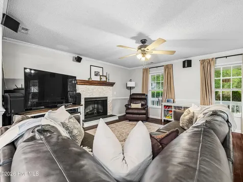 221 Yearling Loop Jacksonville NC 28540