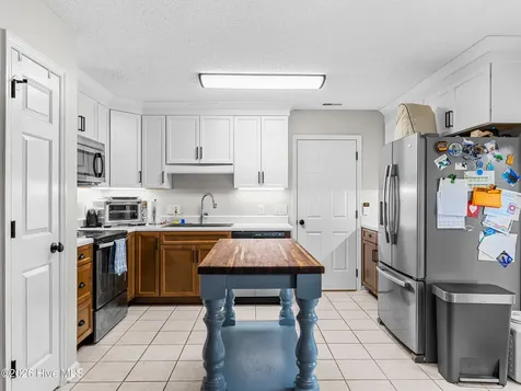 221 Yearling Loop Jacksonville NC 28540