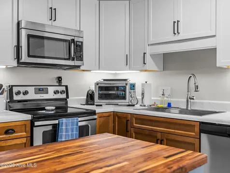221 Yearling Loop Jacksonville NC 28540