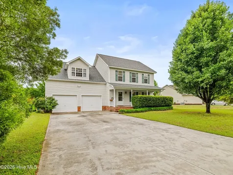 221 Yearling Loop Jacksonville NC 28540