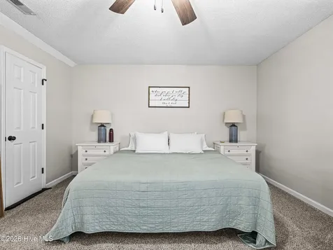 221 Yearling Loop Jacksonville NC 28540