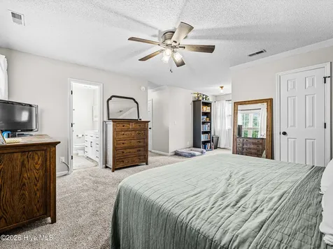 221 Yearling Loop Jacksonville NC 28540