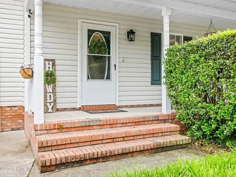 221 Yearling Loop Jacksonville NC 28540