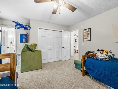 221 Yearling Loop Jacksonville NC 28540