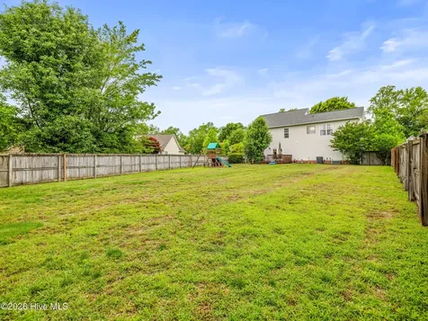 221 Yearling Loop Jacksonville NC 28540