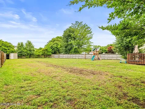 221 Yearling Loop Jacksonville NC 28540