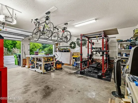 221 Yearling Loop Jacksonville NC 28540