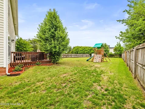 221 Yearling Loop Jacksonville NC 28540