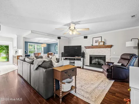 221 Yearling Loop Jacksonville NC 28540
