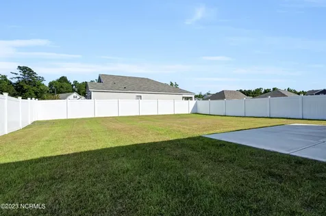 9098 Saint George Road Wilmington NC 28411