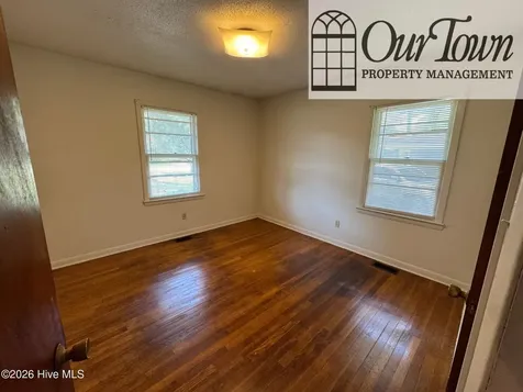5100 White Oak Loop Wilson NC 27893