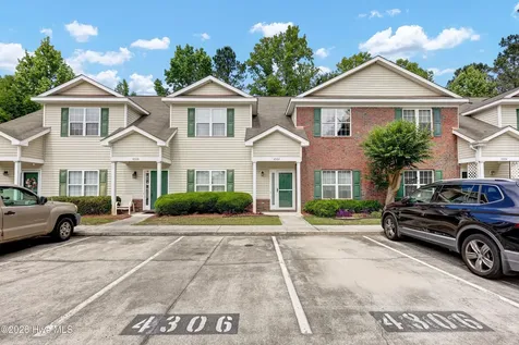 4306 Reed Court Wilmington NC 28405