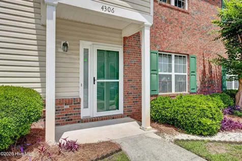 4306 Reed Court Wilmington NC 28405