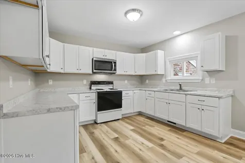 315 Commercial Avenue Stantonsburg NC 27883