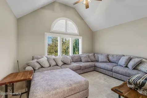2115 Hidden Harbor Drive New Bern NC 28562