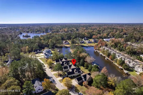 2115 Hidden Harbor Drive New Bern NC 28562