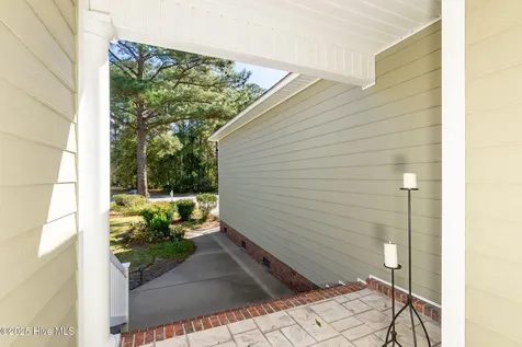 2115 Hidden Harbor Drive New Bern NC 28562
