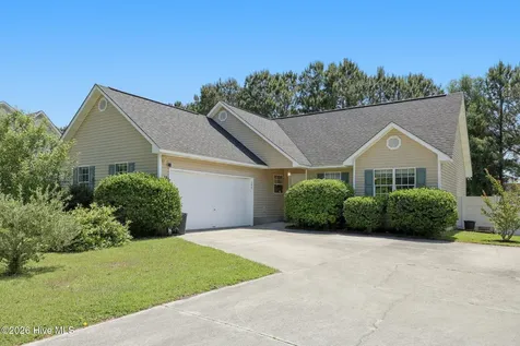 104 Chestnut Court Jacksonville NC 28546