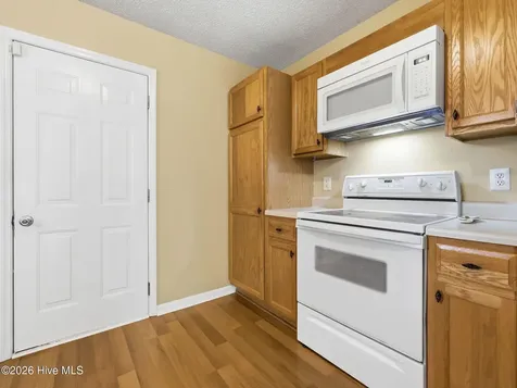 104 Chestnut Court Jacksonville NC 28546