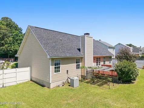 104 Chestnut Court Jacksonville NC 28546