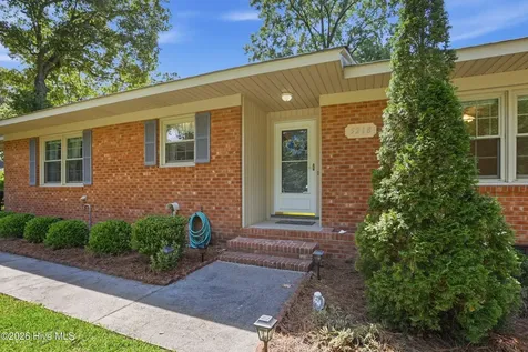 5218 Carr Drive Grifton NC 28530