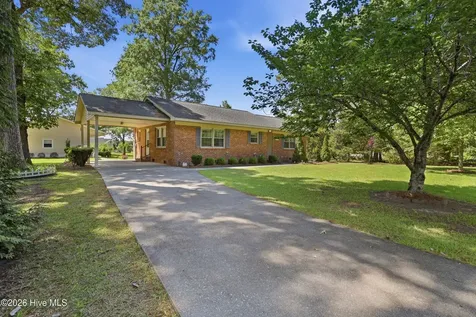 5218 Carr Drive Grifton NC 28530