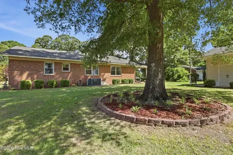 5218 Carr Drive Grifton NC 28530