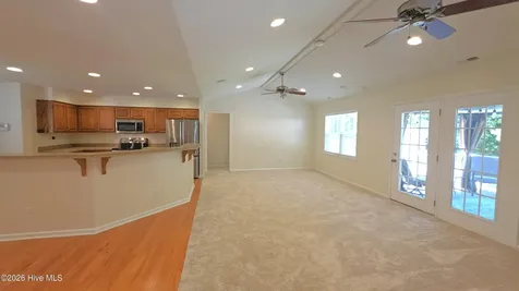 120 Hilda Drive New Bern NC 28562