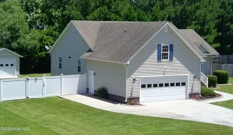 120 Hilda Drive New Bern NC 28562
