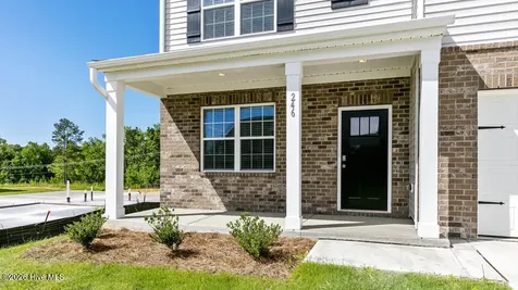 1128 Aviator Lane Ayden NC 28513