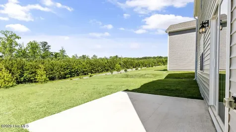 1128 Aviator Lane Ayden NC 28513