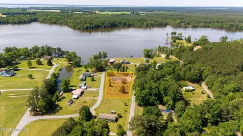 190 Riverview Drive Hertford NC 27944