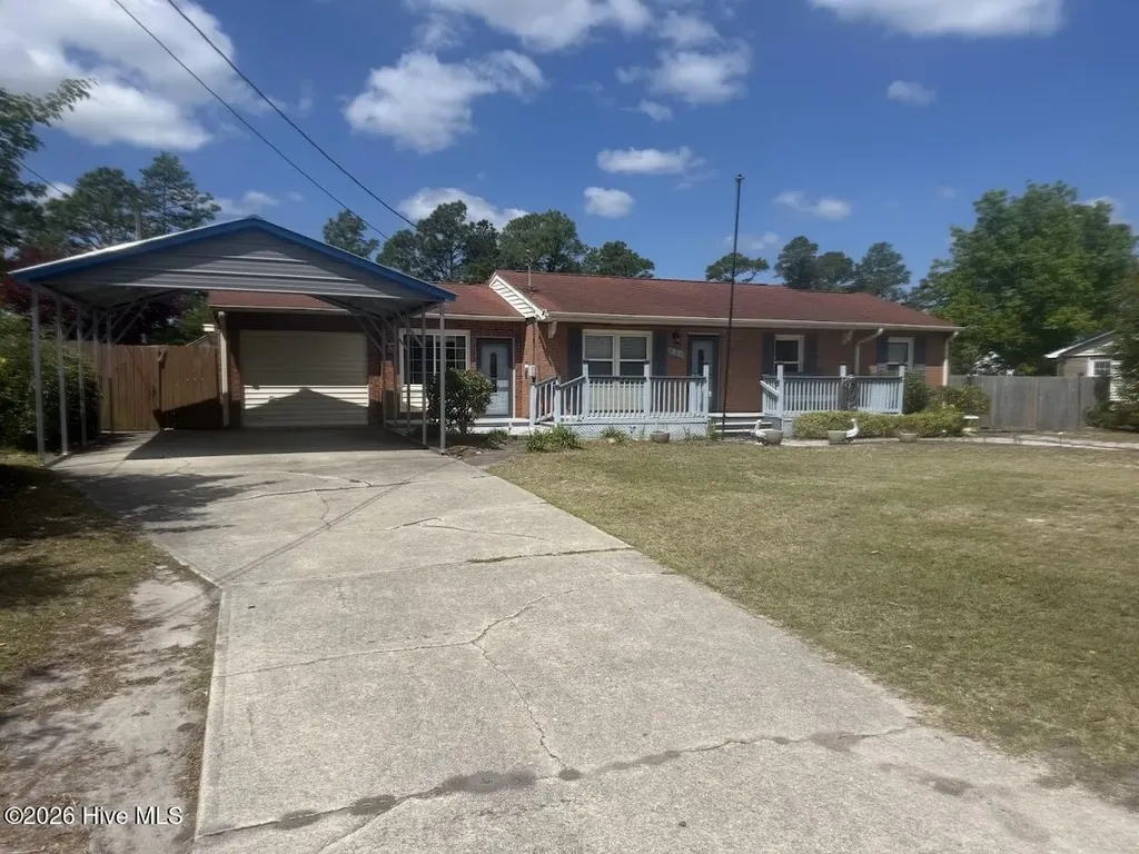 456 Sand Ridge Road Hubert NC 28539