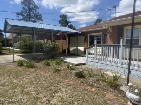456 Sand Ridge Road Hubert NC 28539