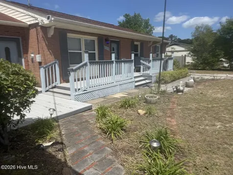 456 Sand Ridge Road Hubert NC 28539