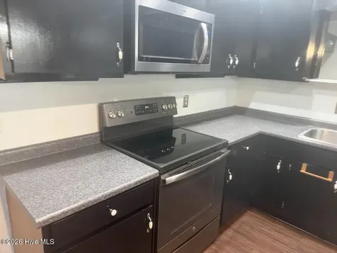456 Sand Ridge Road Hubert NC 28539