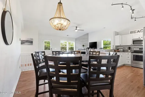 4225 Johnston Lane Kitty Hawk NC 27949